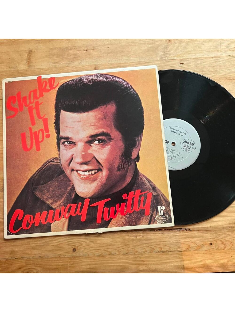 Conway Twitty - Shake it Up! 33rpm VG+ VR02